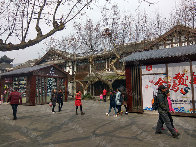 樹脂瓦移動(dòng)商鋪，占據(jù)步行街商機(jī)