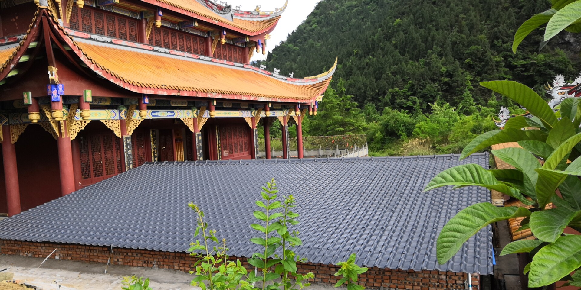 合成樹(shù)脂瓦