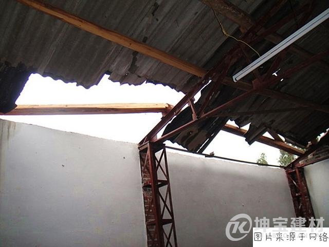 老家房頂?shù)氖尥邥?huì)對(duì)居住者的健康造成影響嗎？