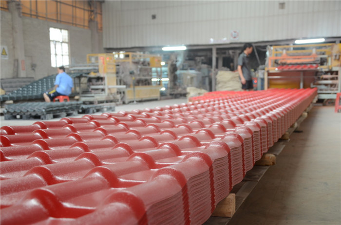 一條小型樹脂瓦廠生產(chǎn)線_開下來大概要多少錢？